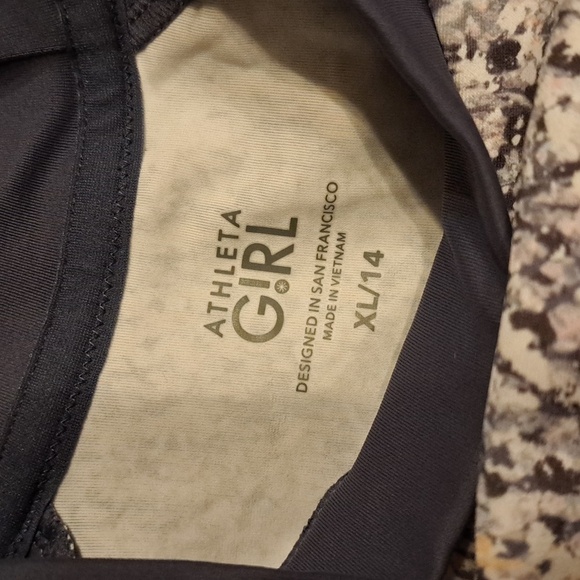 Athleta Girl girls size 14 rash guard, camo & gray New - Picture 4 of 4